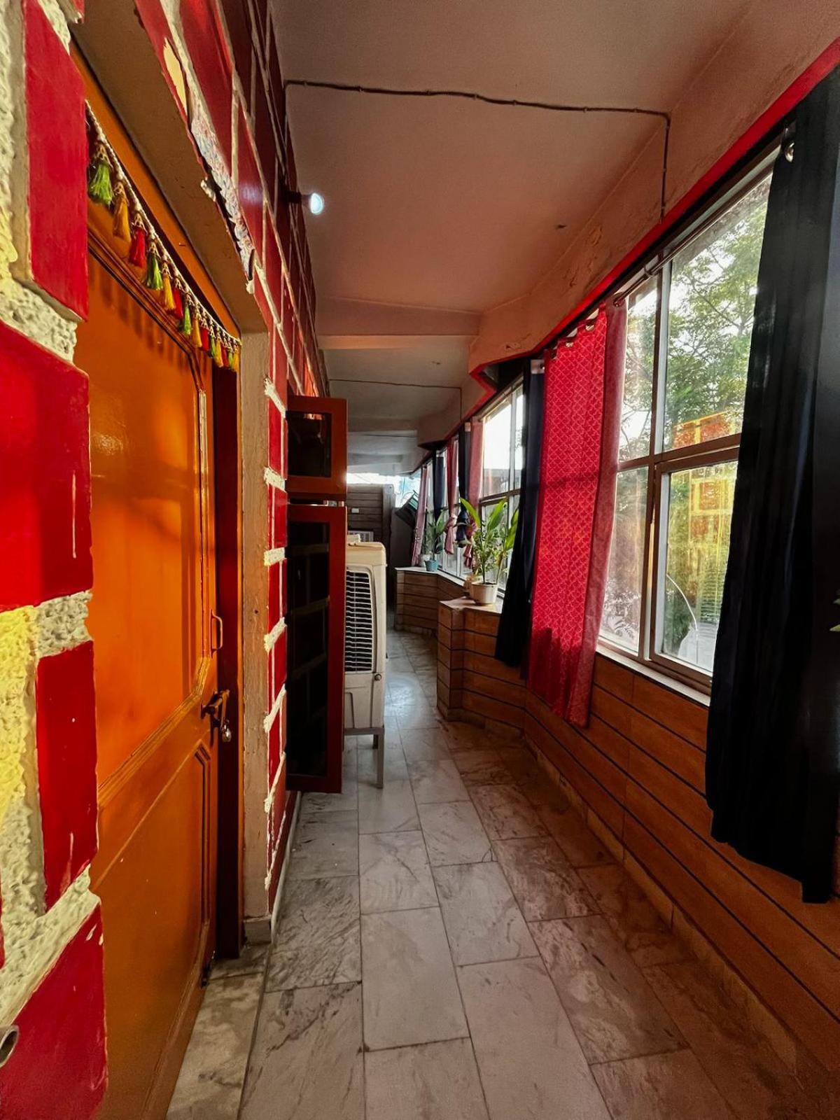 Madhuban Homestay, Natraj Chowk Risikés Kültér fotó